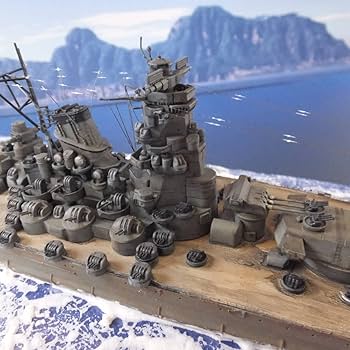 Amazon | 1/700スケール戦艦大和精密模型完成品クリアケース付
